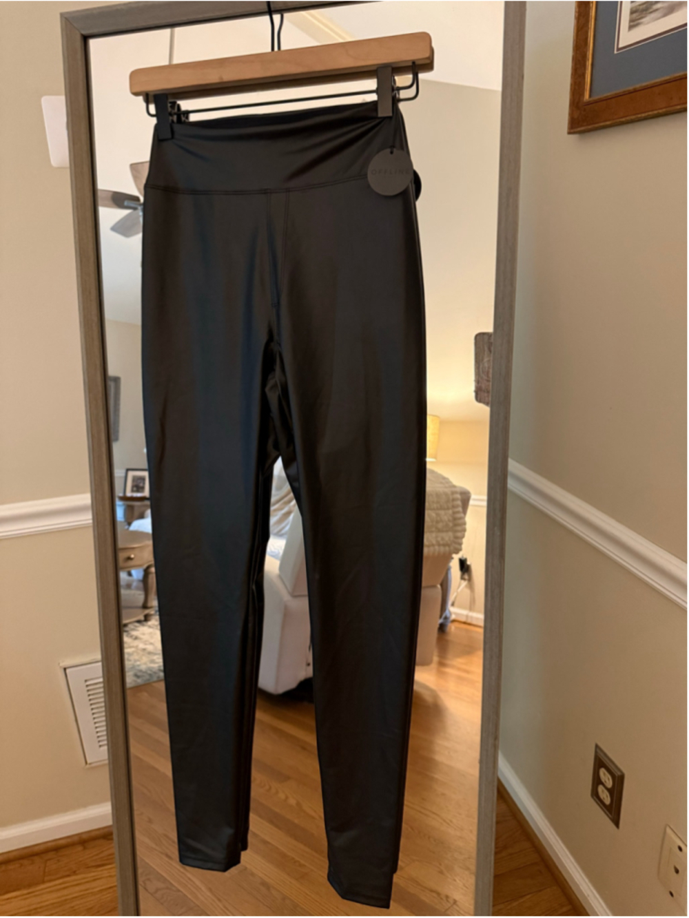 Women's OFFLINE by Aerie Real Luxe Black Leggings Size M